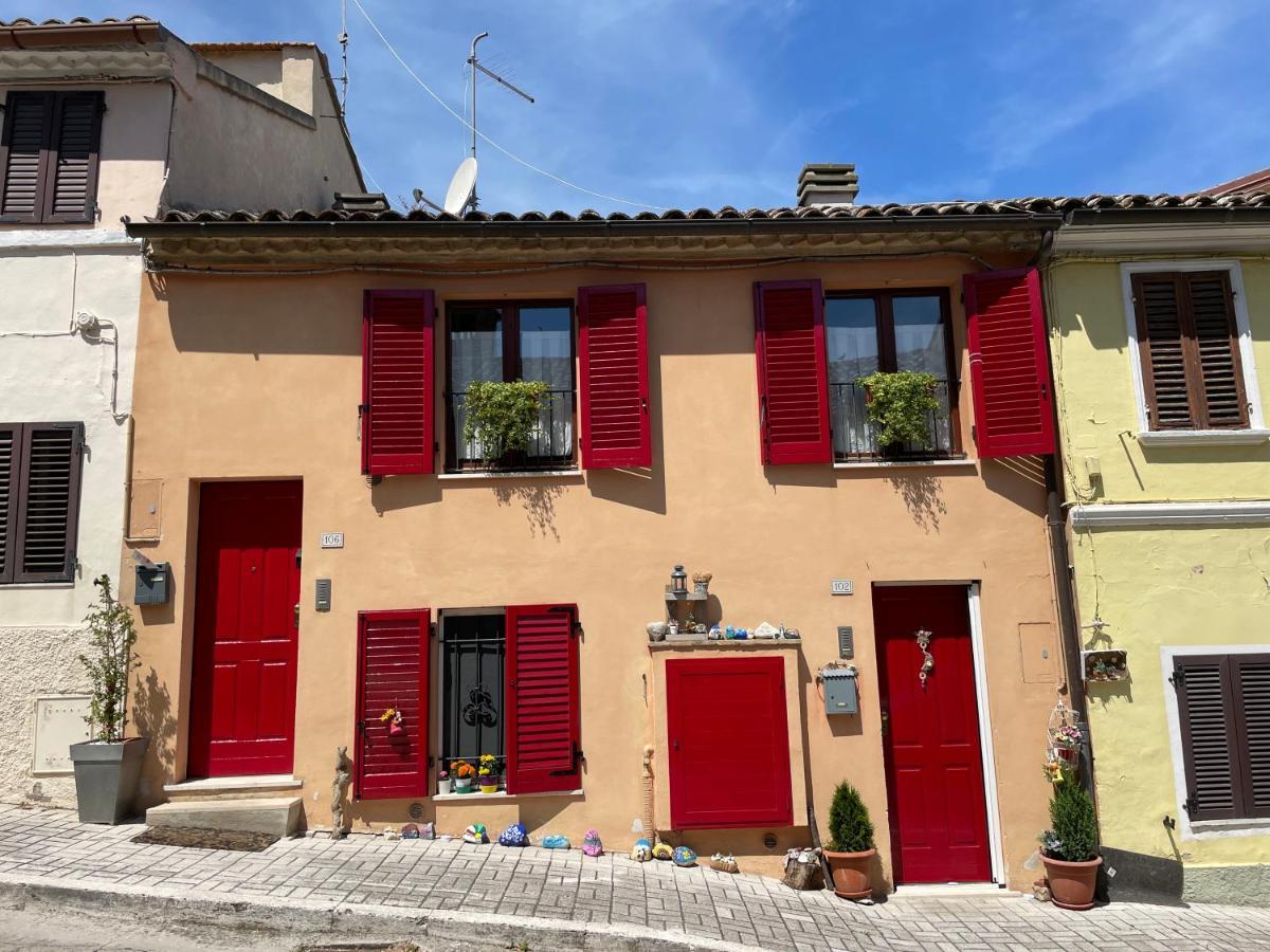Casa Sissi Loreto Exterior foto